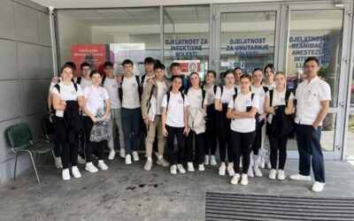 UČENICI PRVIH RAZREDA ZDRAVSTVENOG USMJERENJA OBIŠLI ZDRAVSTVENE USTANOVE