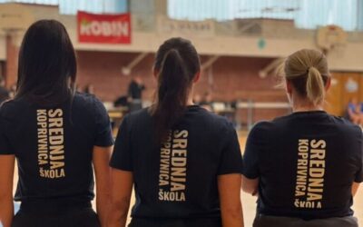 Naše djevojke zlatne na županijskom natjecanju u futsalu!