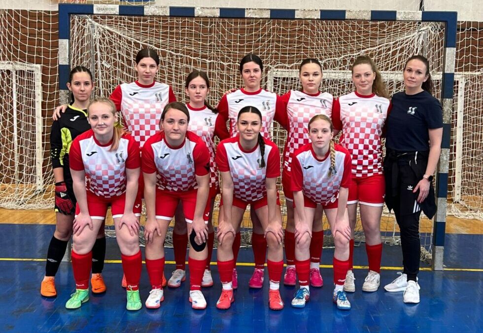 Naše djevojke zlatne na županijskom natjecanju u futsalu!