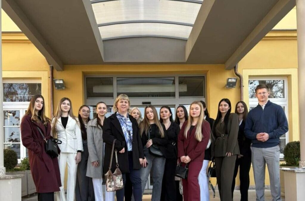 Državna smotra simuliranih suđenja